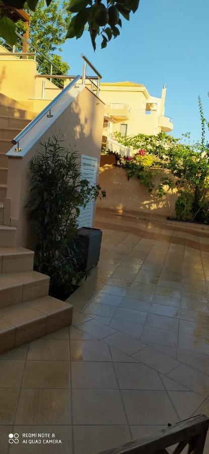 House,1000M From Beach Lagonisi Zewnętrze zdjęcie